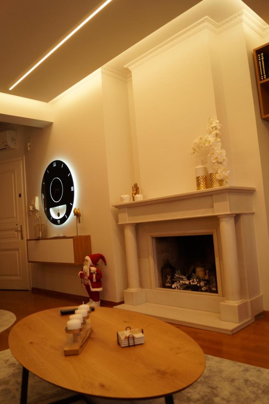 Daphne Luxury Apartment Kastoria Exterior photo